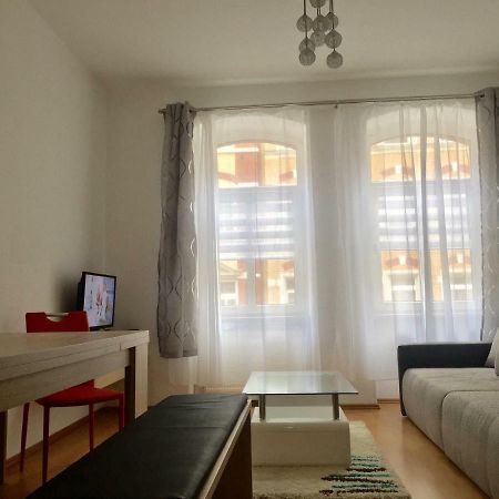 Ferienwohnung Am Schmidtstedter Knoten Erfurt Exterior photo